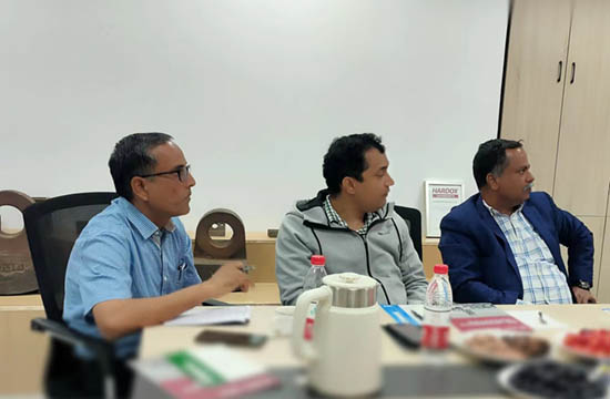 Pelanggan dari Tanzania mengunjungi