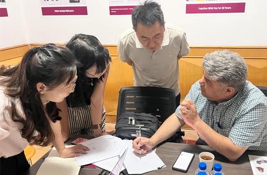 Sangat menyambut pelanggan Iran untuk mengunjungi pabrik kami untuk bernegosiasi