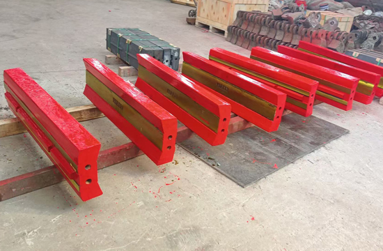 Efisiensi tinggi dan ketahanan aus, perlindungan tahan lama - komponen tahan aus penghancur benturan