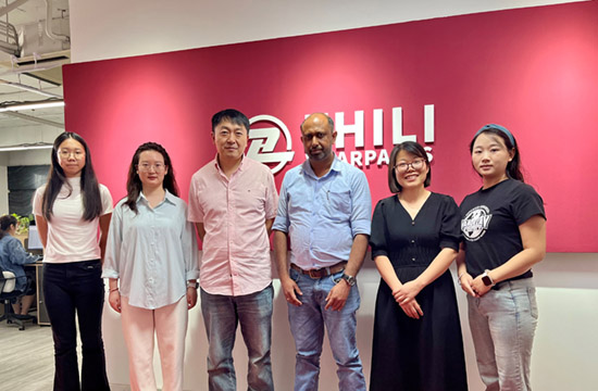 Menyambut pelanggan Sri Lanka untuk membahas kerja sama di masa mendatang